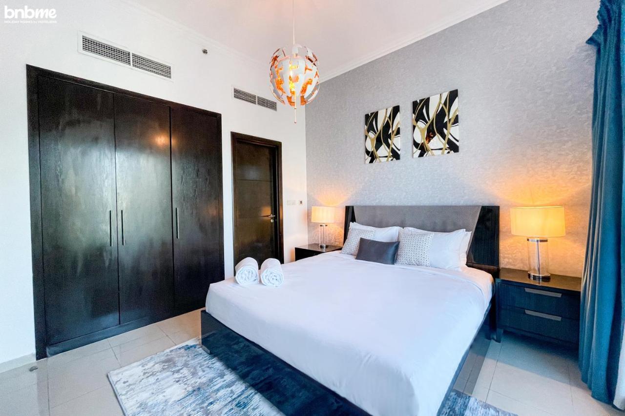 Bnbme - Bay Central Apartment Dubai Bagian luar foto