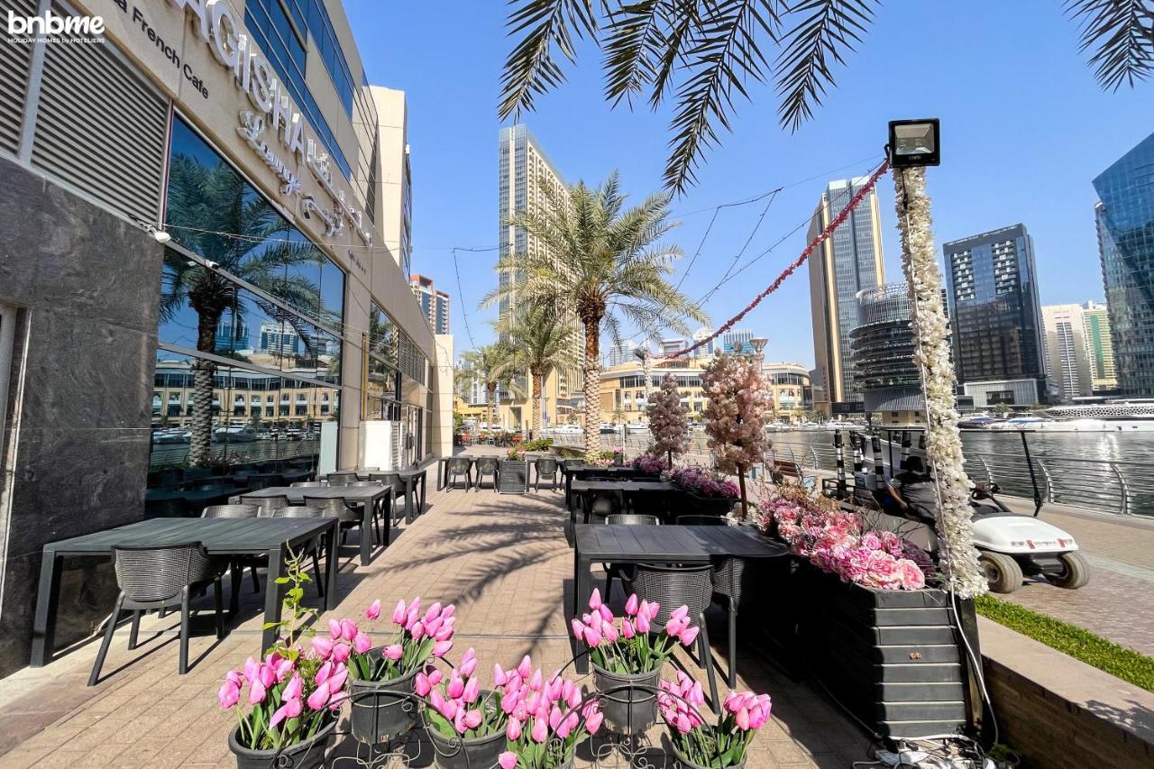 Bnbme - Bay Central Apartment Dubai Bagian luar foto